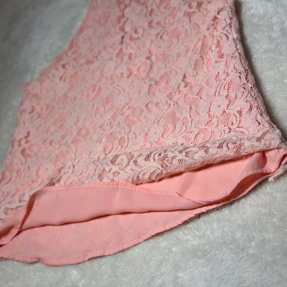 Sweet Wanderer Womens Tank Top Pink Floral Lace Lined High Scoop Neck S - Picture 4 of 6